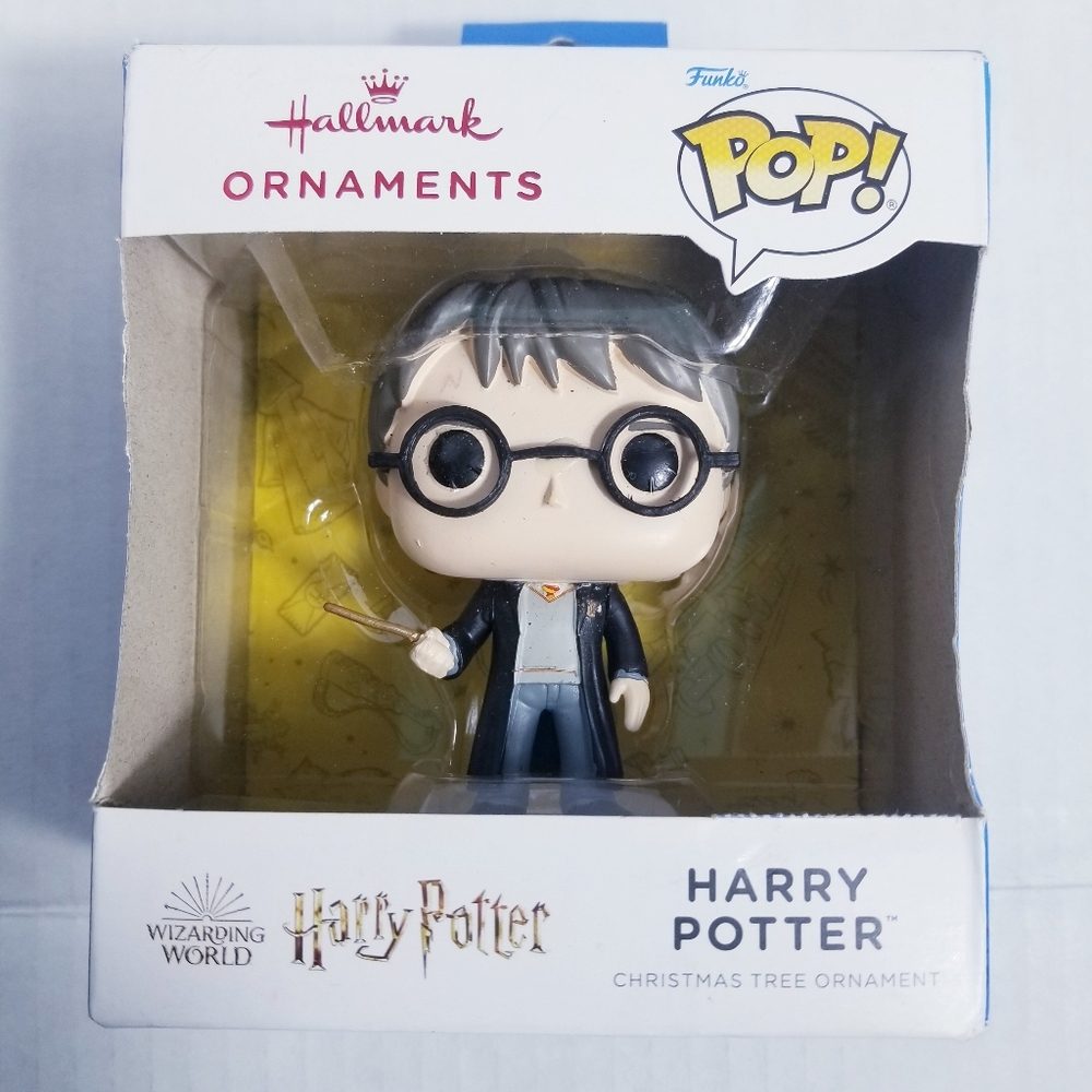 NEW IN BOX HALLMARK POP HARRY POTTER ORNAMENT
